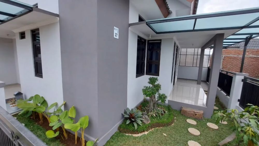  potret rumah ubed pemain sinetron preman pensiun © berbagai sumber