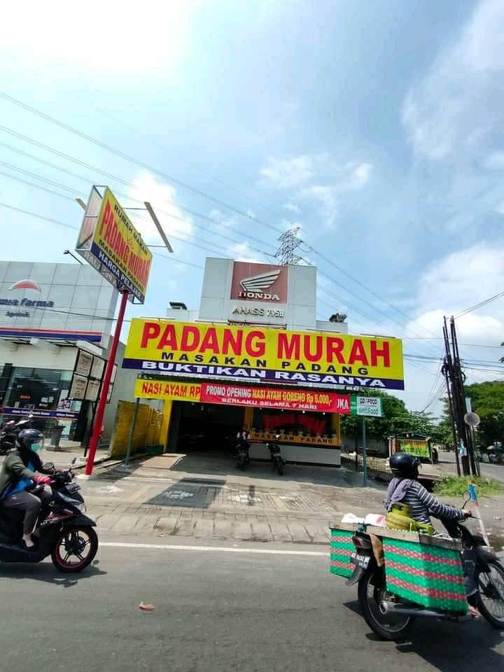 tulisan lucu di bengkel © Berbagai sumber