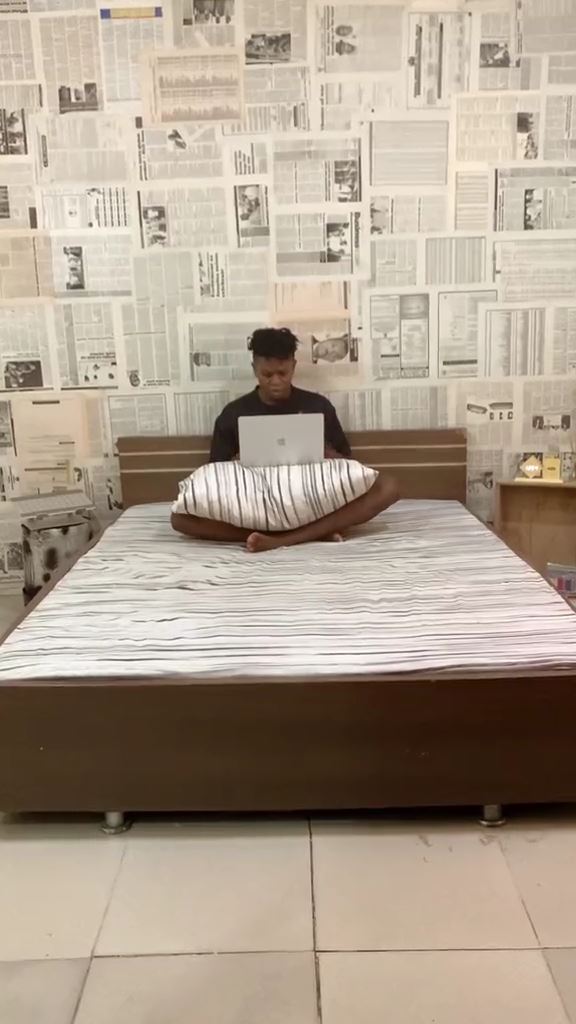 cara kreatif atasi dinding retak © TikTok cara kreatif atasi dinding retak © TikTok