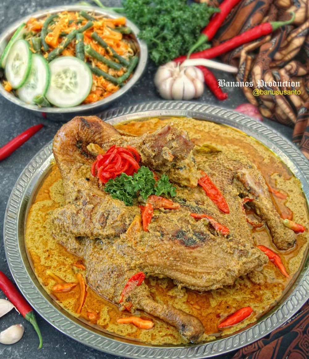 11 Resep olahan ayam kampung kuah santan, gurih, lezat, dan menggugah selera