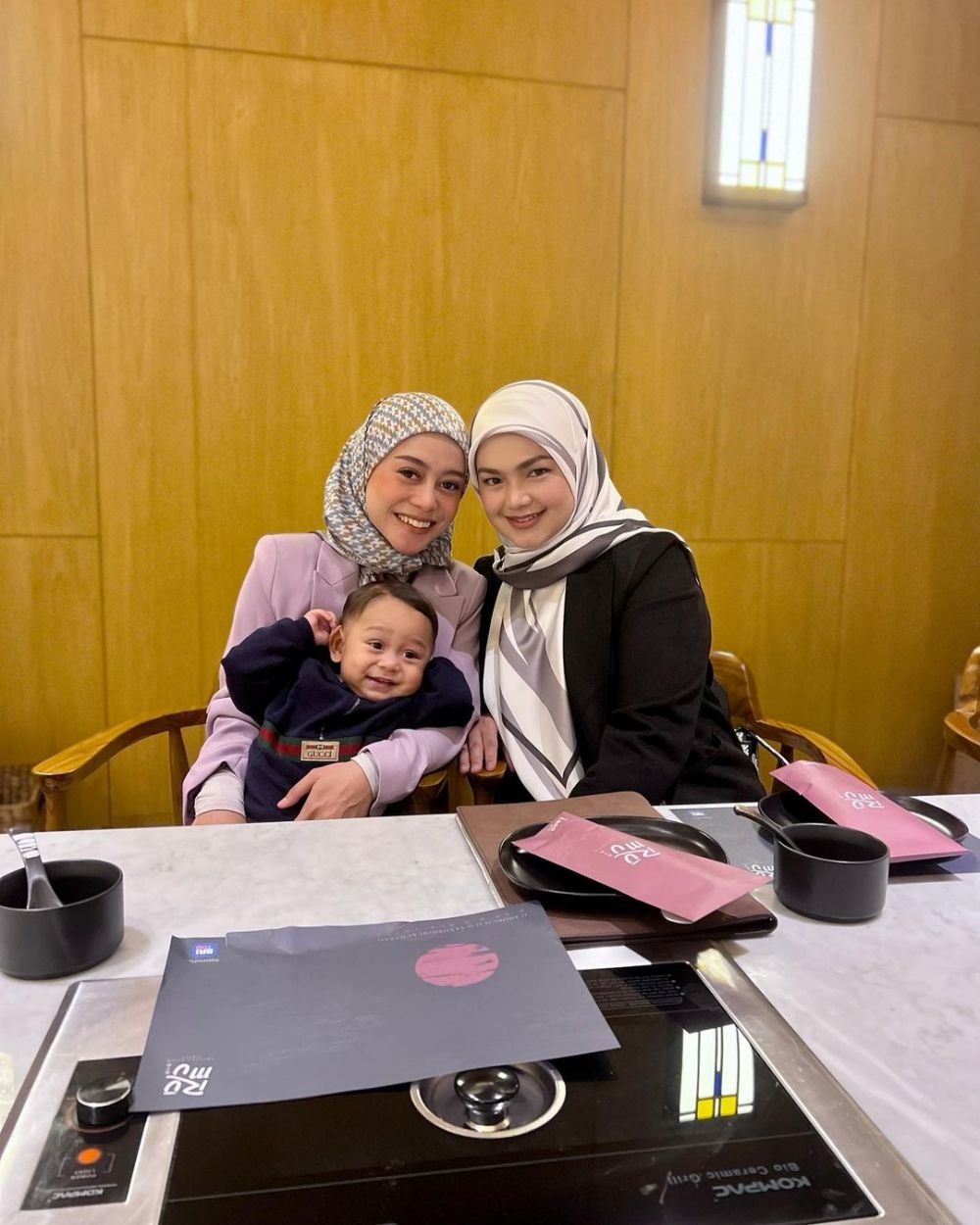 momen akrab lesty kejora dan siti nurhaliza © berbagai sumber momen akrab lesty kejora dan siti nurhaliza © berbagai sumber