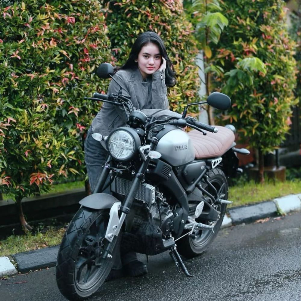 Pemeran Aisyah di Preman Pensiun hobi naik moge berbagai sumber