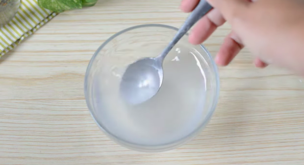 Tanpa perlu direbus, ini cara mengempukkan daging sapi cuma pakai 3 bahan dapur