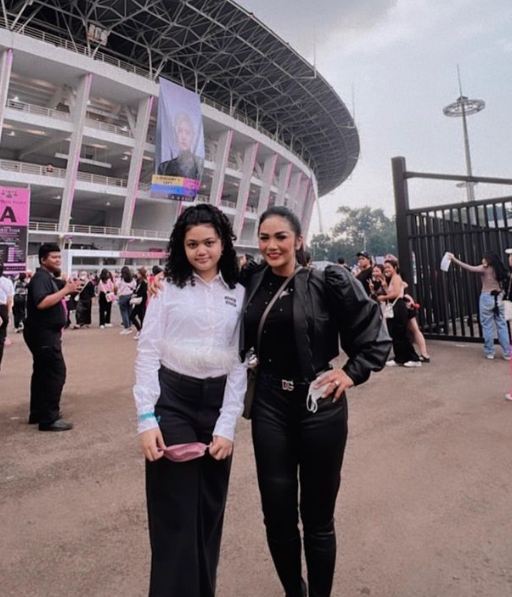 seleb bareng putrinya yang beranjak ABG © 2023 brilio.net