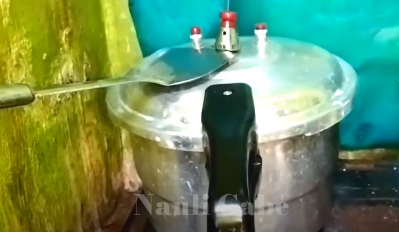 Cara cepat membuka panci presto supaya tidak meledak setelah masak