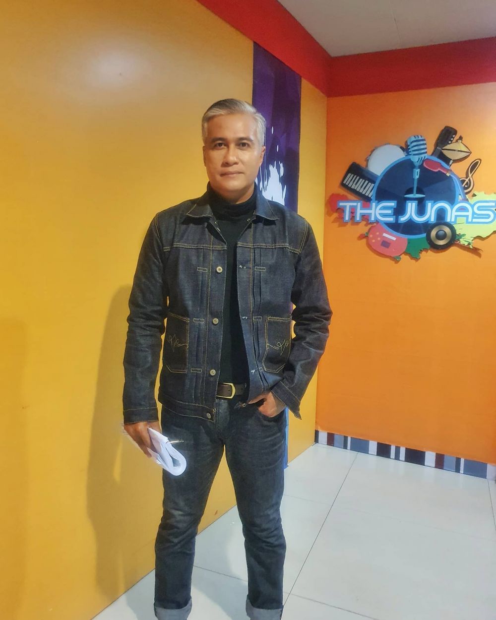 Ustaz Addin di Lorong Waktu ini gayanya masih bak ABG Instagram Ustaz Addin di Lorong Waktu ini gayanya masih bak ABG Instagram