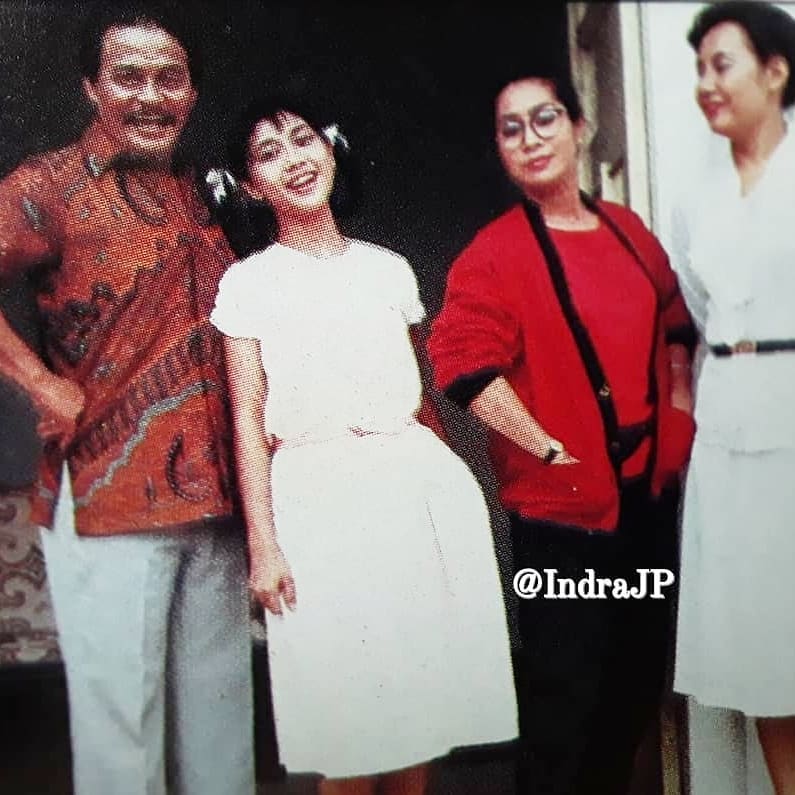 Nani Wijaya akting di film hingga iklan © berbagai sumber Nani Wijaya akting di film hingga iklan © berbagai sumber