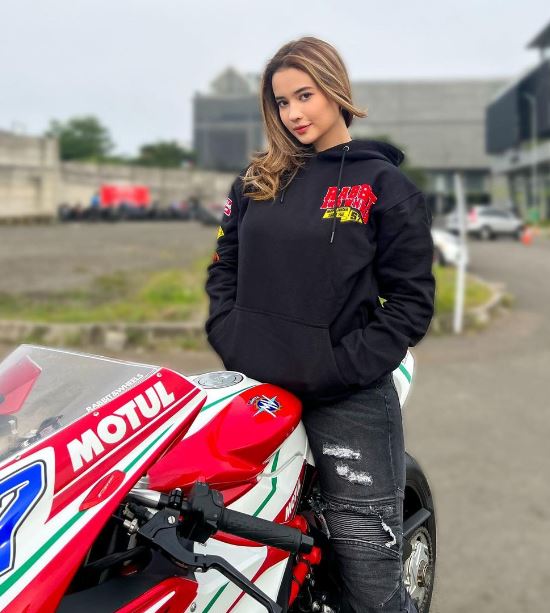 Gebetan Aos di Preman Pensiun 6 © 2023 brilio.net