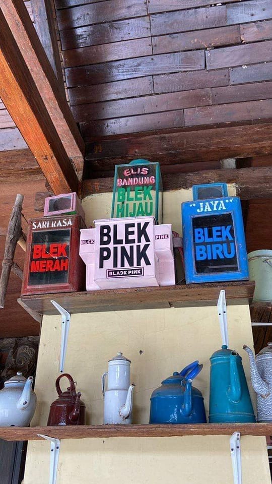 tulisan nyeleneh di toples © berbagai sumber