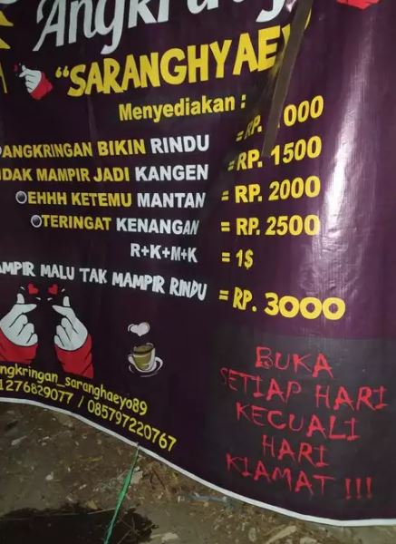 Tulisan nyeleneh di spanduk pedagang minuman dingin Berbagai sumber Tulisan nyeleneh di spanduk pedagang minuman dingin Berbagai sumber