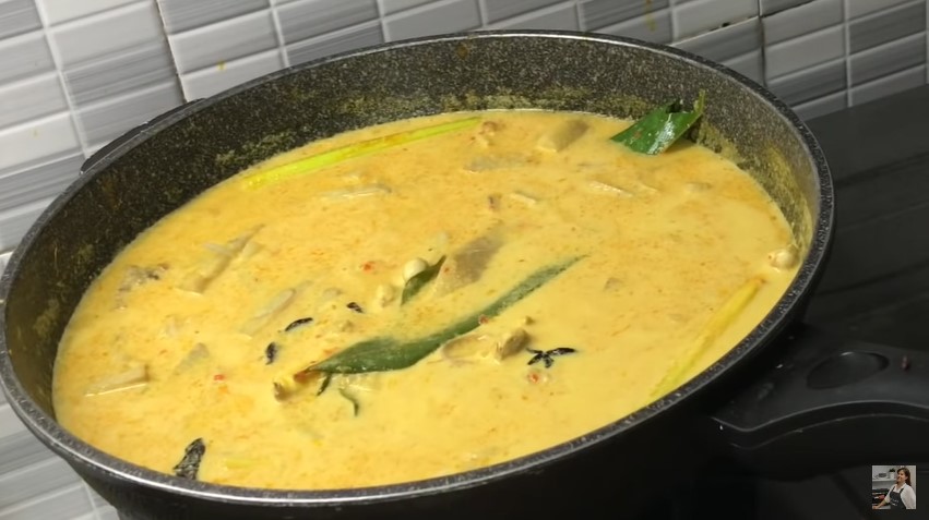 Trik bikin gulai nangka khas rumah makan Padang agar teksturnya lembut dan tak pahit