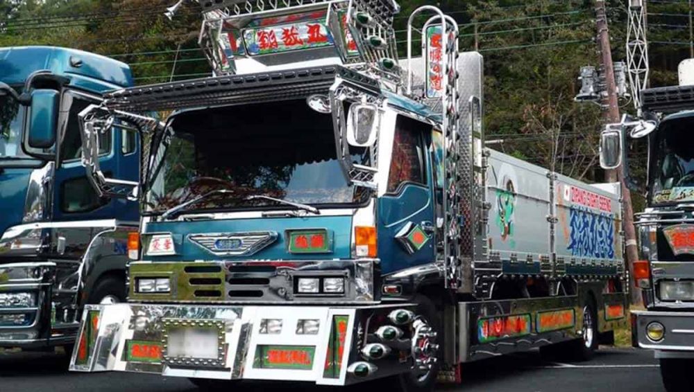 Potret modifikasi truk ini nyeleneh © berbagai sumber Potret modifikasi truk ini nyeleneh © berbagai sumber