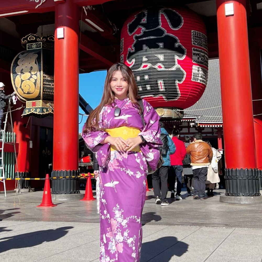 potret terbaru madona istri ubed di preman pensiun © berbagai sumber potret terbaru madona istri ubed di preman pensiun © berbagai sumber