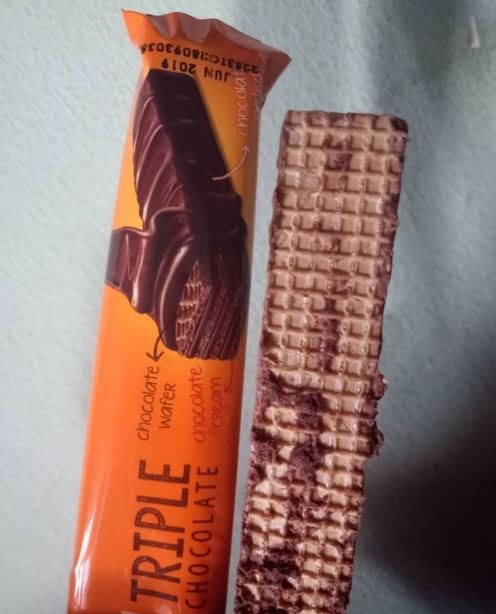 Penampakan kocak wadah makanan dan minuman Berbagai sumber