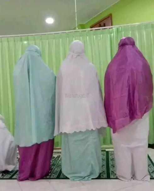 momen pas benda yang tertukar Berbagai sumber