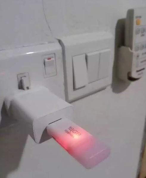 momen pas benda yang tertukar Berbagai sumber