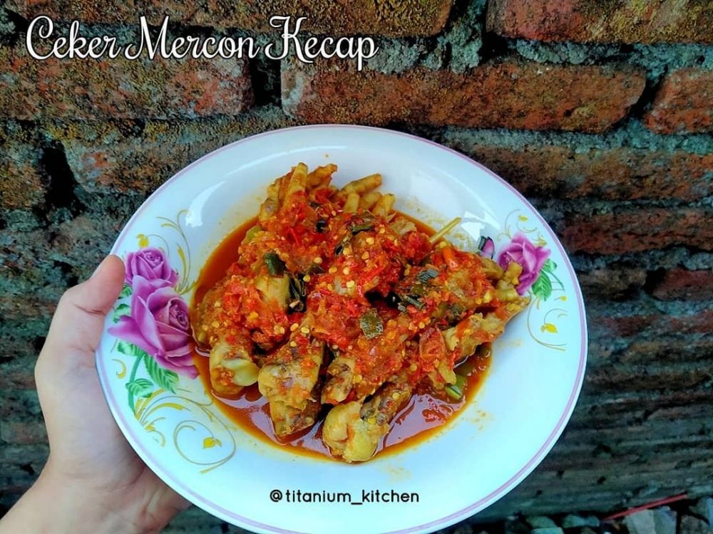 11 Resep olahan ceker ayam berkuah pedas, segar, dan bumbunya meresap sempurna