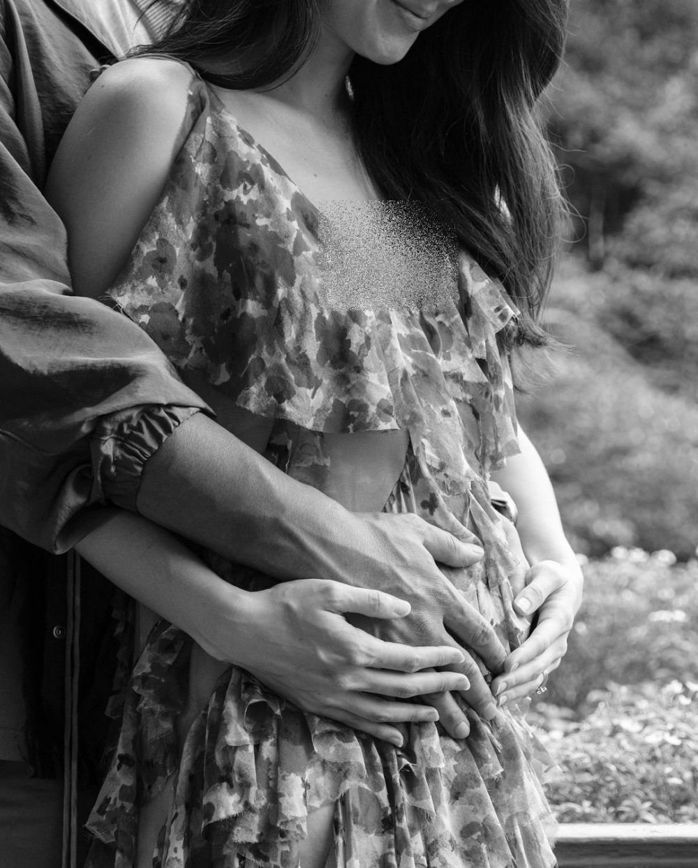 potret julie estelle pamer baby bump © instagram