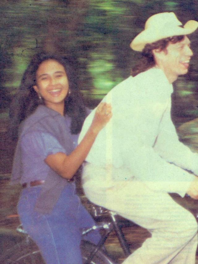 masa muda ria irawan model iklan kaus © instagram masa muda ria irawan model iklan kaus © instagram