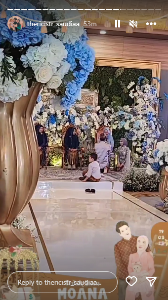 baby Moana anak Ria Ricis gelar Tedak Siten © 2023 brilio.net baby Moana anak Ria Ricis gelar Tedak Siten © 2023 brilio.net