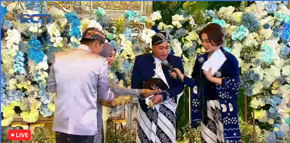 baby Moana anak Ria Ricis gelar Tedak Siten © 2023 brilio.net