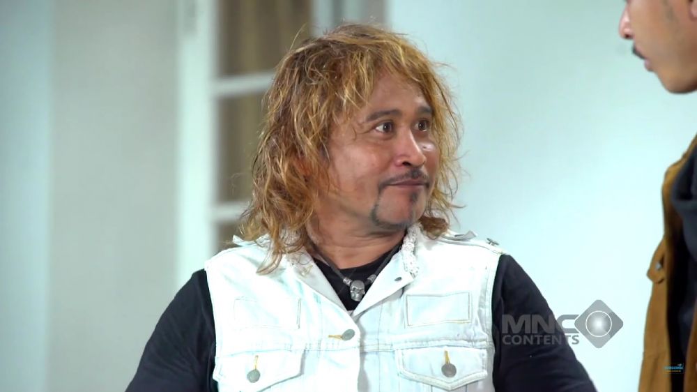 Mat Drajat Komar Preman Pensiun © berbagai sumber