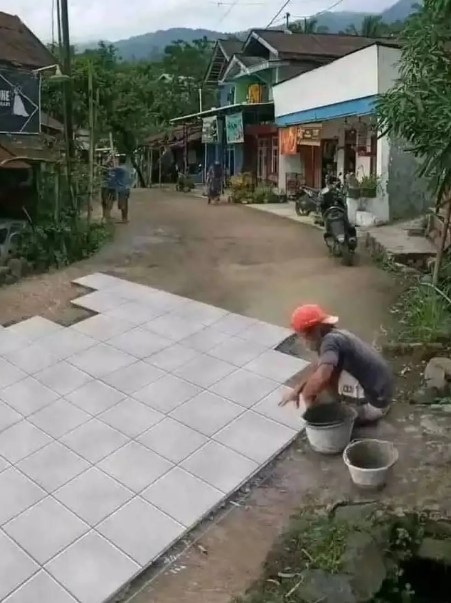 orang bikin jalan ada aja kesalahan © berbagai sumber