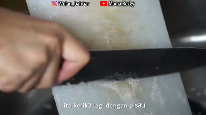 Modal Rp3.000, ini trik membersihkan talenan plastik kotor agar bersih maksimal seperti baru lagi