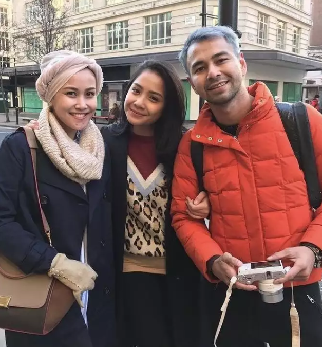 klarifikasi Raffi Ahmad soal video call di Jepang © 2023 brilio.net