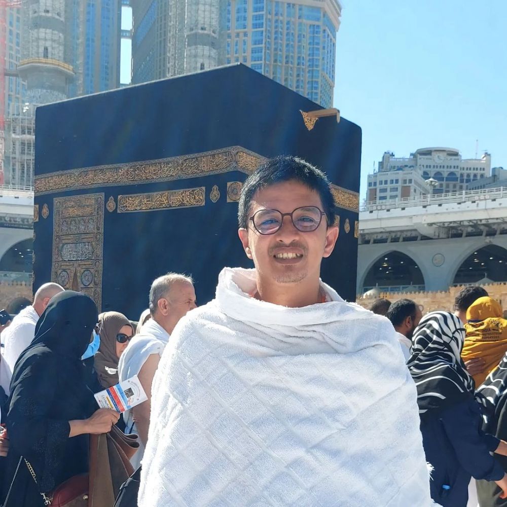 Eza Yayang Preman Pensiun © berbagai sumber Eza Yayang Preman Pensiun © berbagai sumber