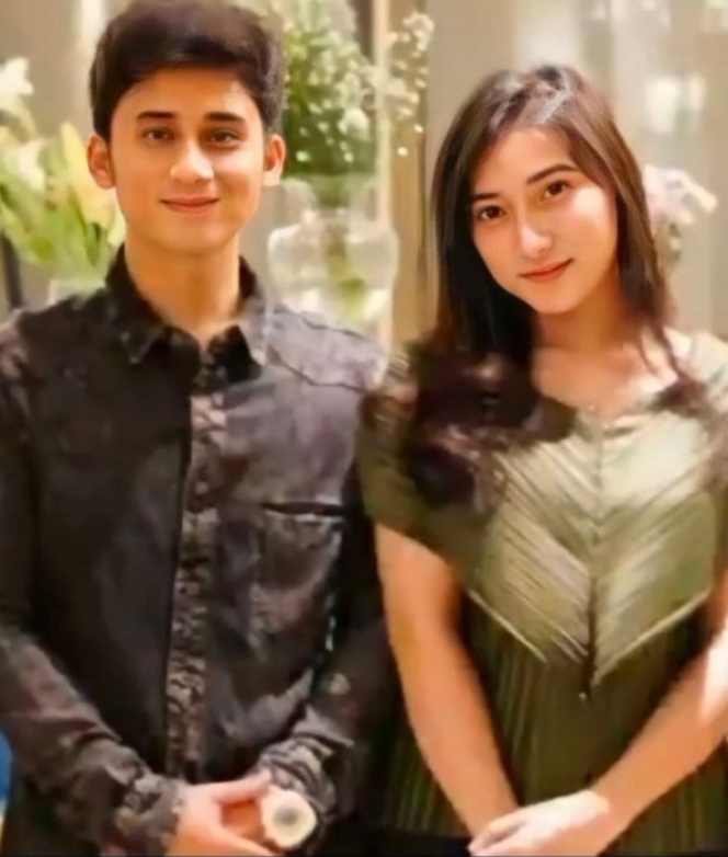 adu gaya Tiara Nissa berbagai sumber