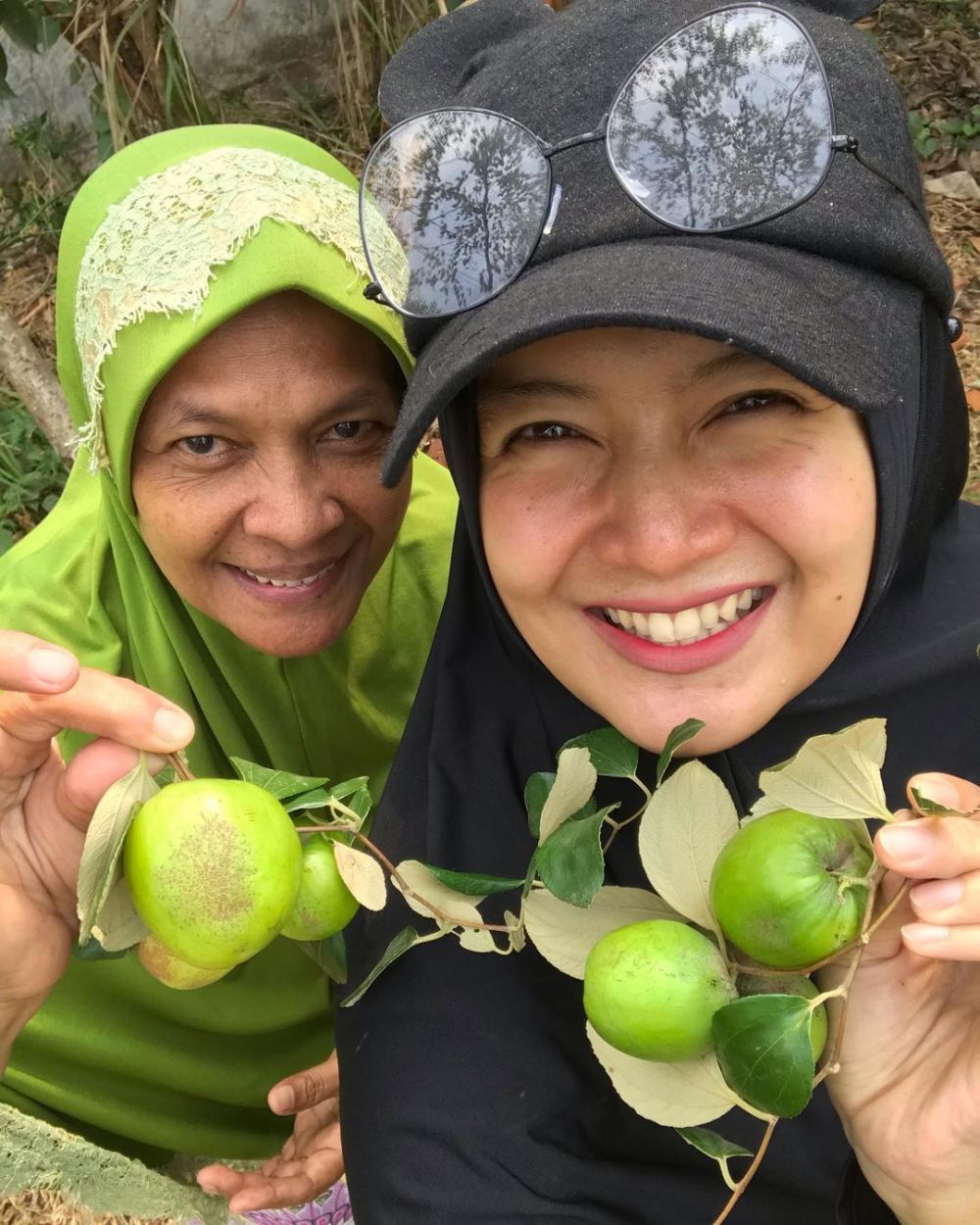 Kalila di Para Pencari Tuhan jualan baju berbagai sumber