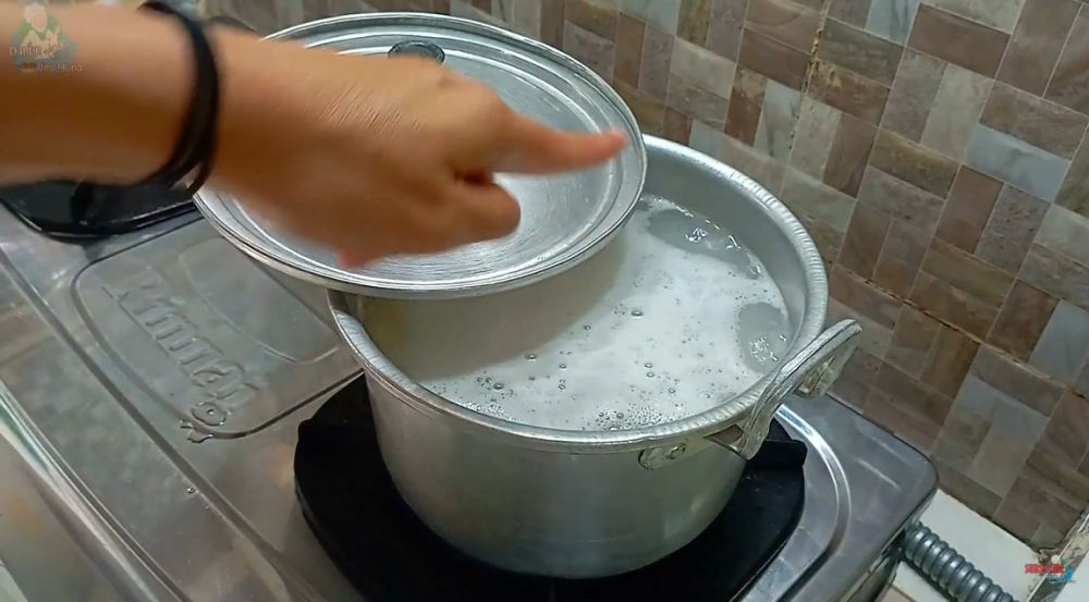 Tanpa dikukus dan diaduk, begini trik cepat menanak nasi hanya dalam 12 menit agar hemat gas