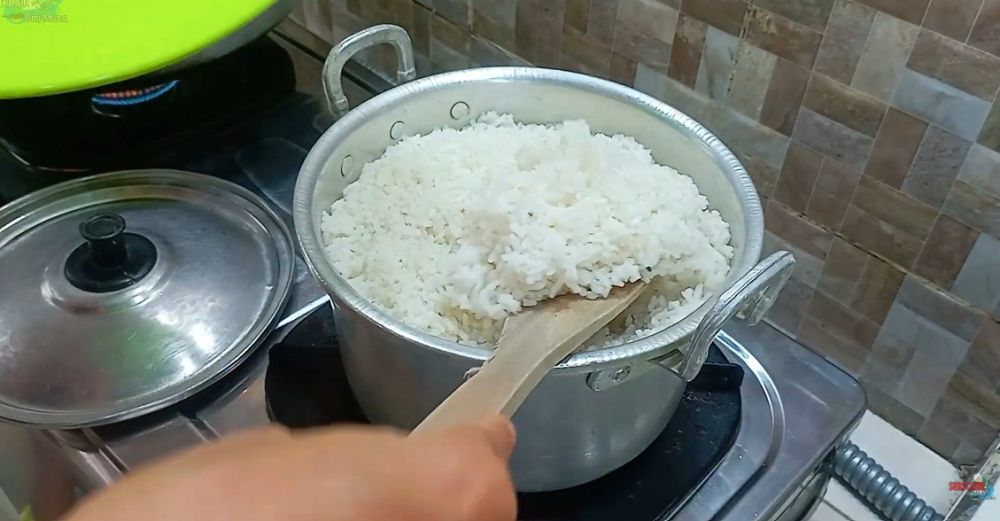 Tanpa dikukus dan diaduk, begini trik cepat menanak nasi hanya dalam 12 menit agar hemat gas