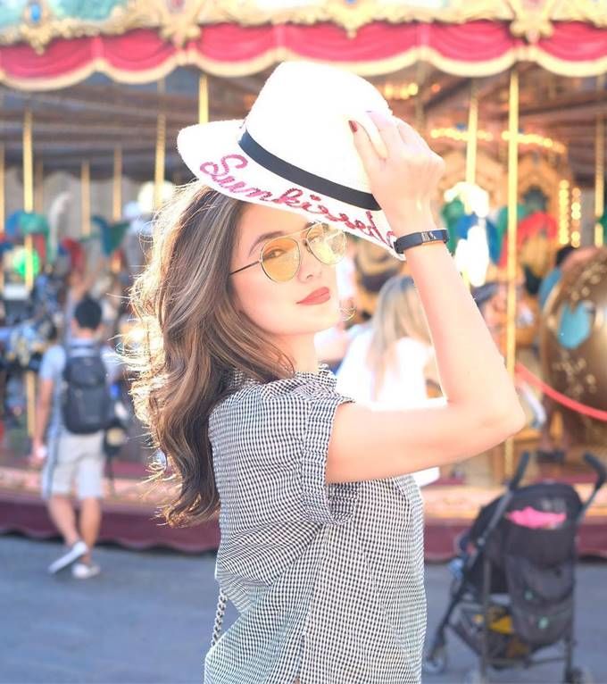 transformasi wanita di iklan rokok © berbagai sumber