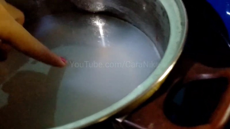 Tanpa kulkas, ini trik sederhana memadatkan puding dan agar-agar pakai satu bahan