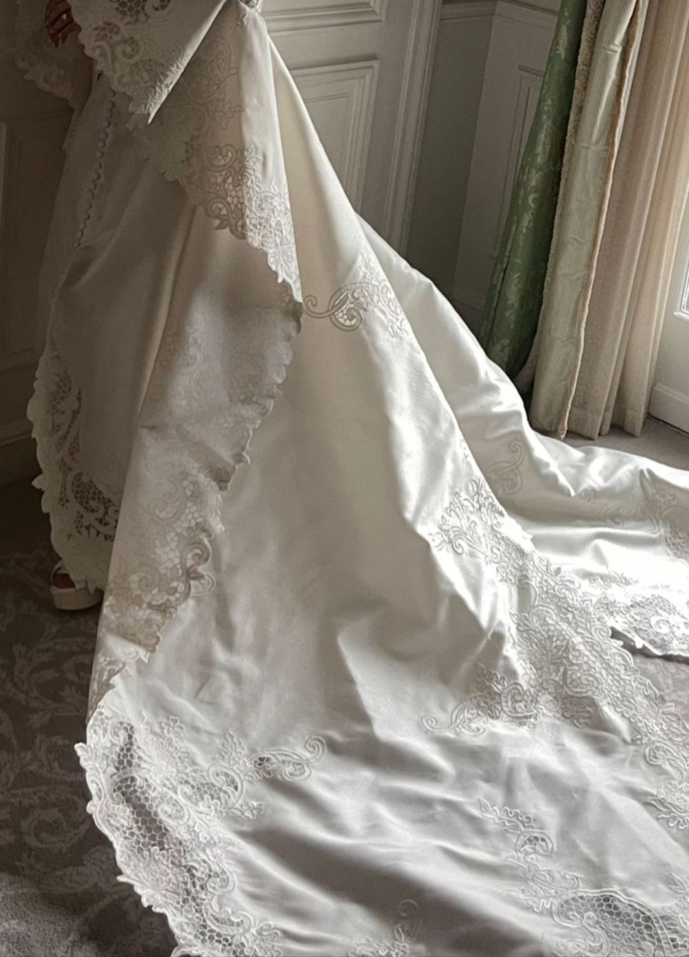 detail Valencia saat pemberkatan nikah © Instagram