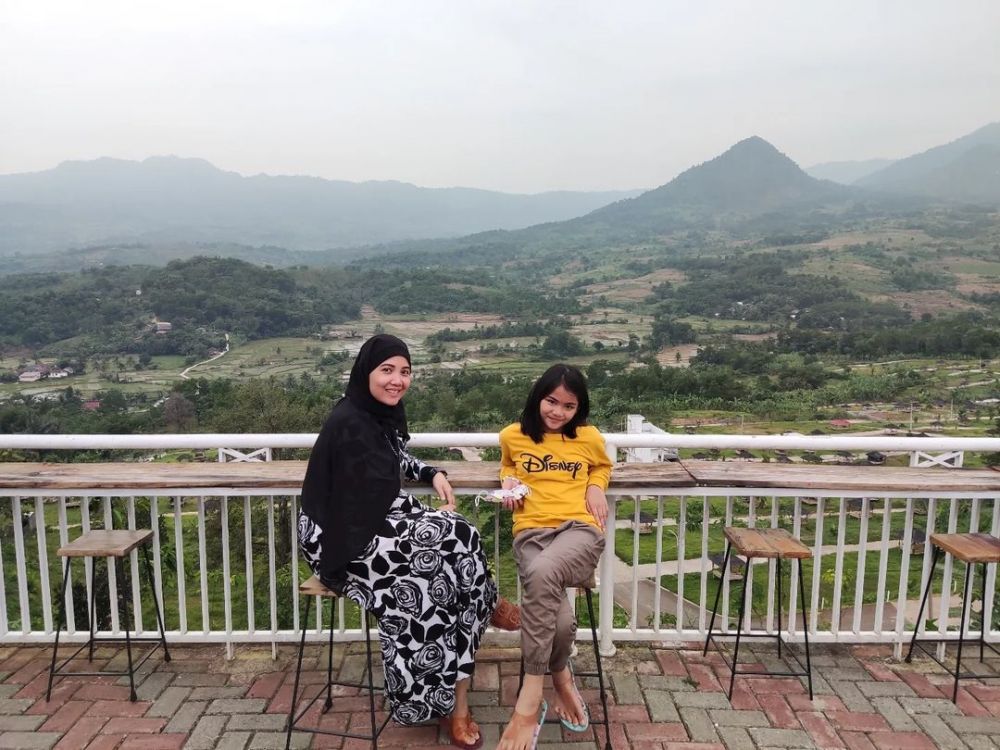 potret terbaru pemeran mira di para pencari tuhan © berbagai sumber