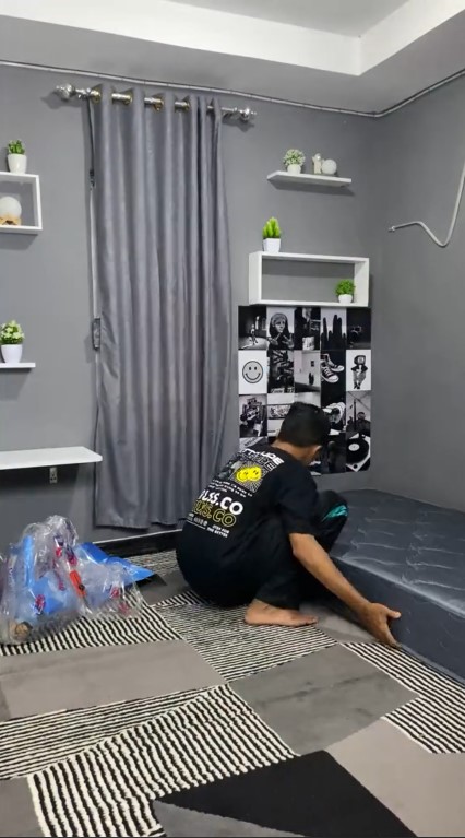 Makeover kamar sempit versi minim budget © TikTok
