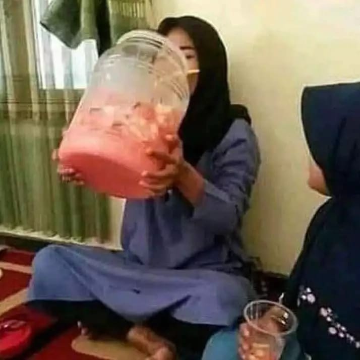 momen lucu orang berbuka puasa ini bikin kenyang sampai besok © berbagai sumber
