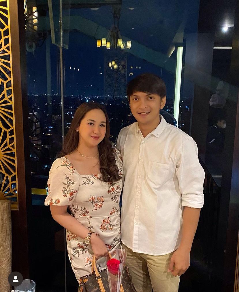 momen mesra reiner dan istri © instagram