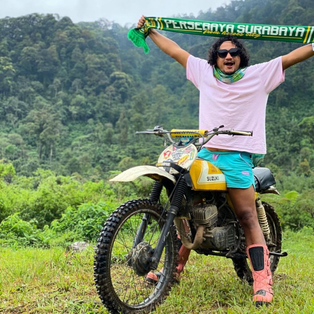 pemeran juki di para pencari tuhan kini jualan makanan © berbagai sumber