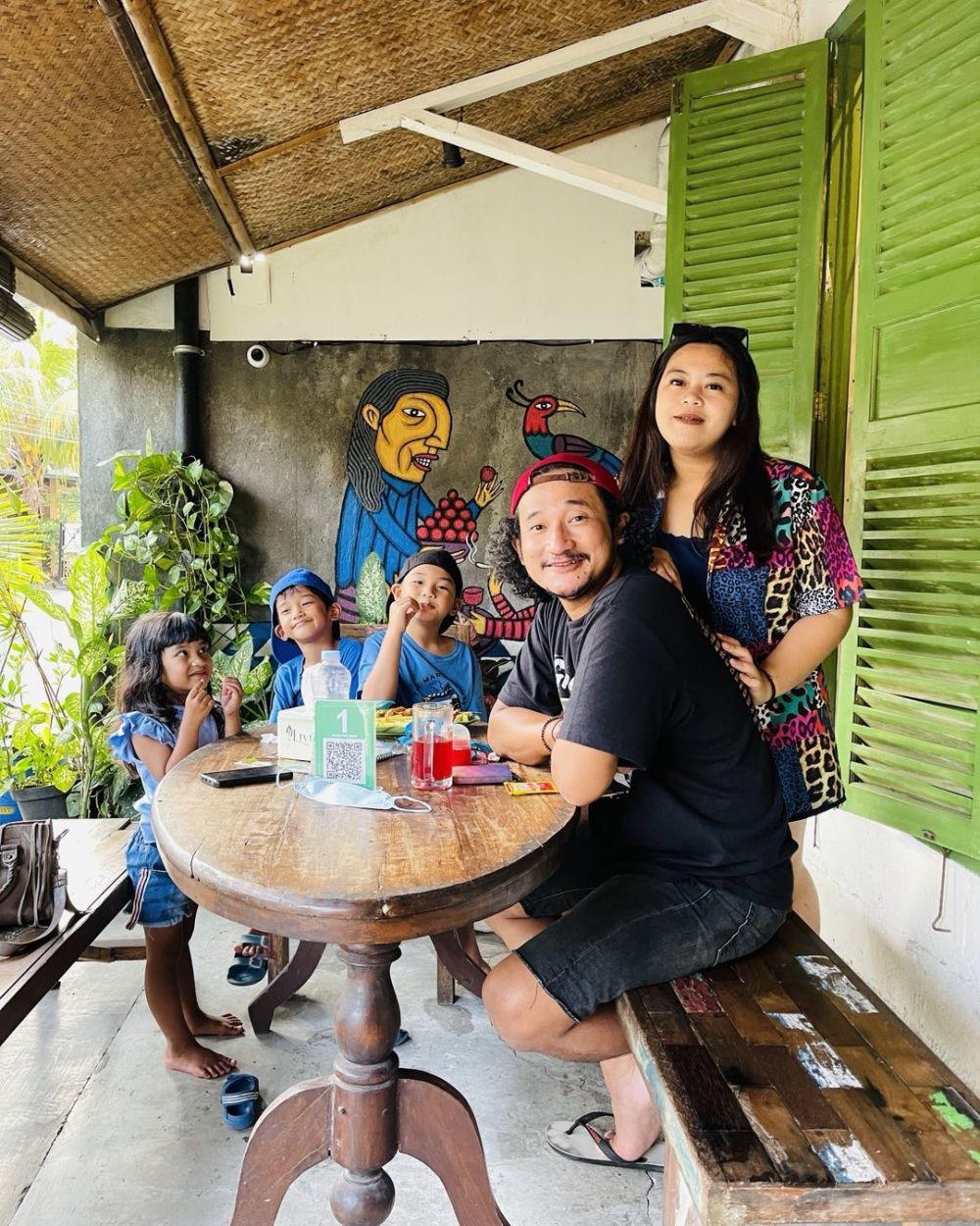 pemeran juki di para pencari tuhan kini jualan makanan © berbagai sumber