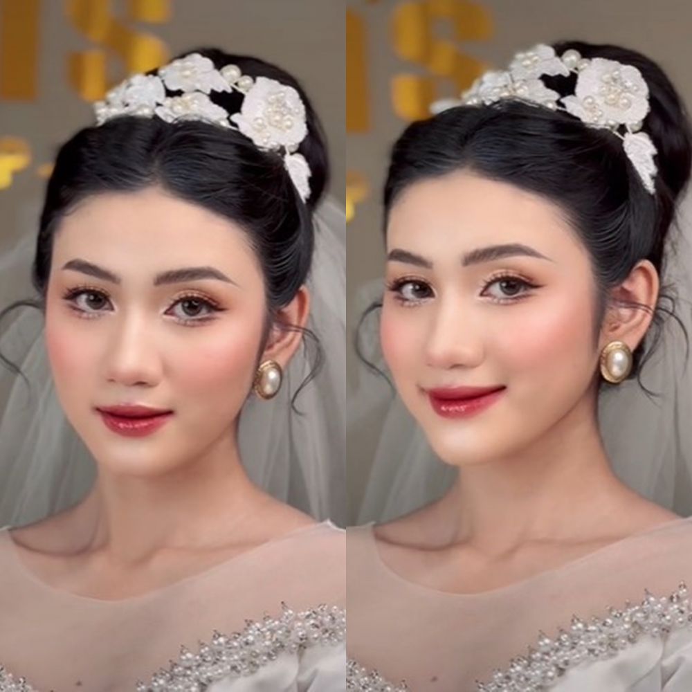 Wanita berjerawat dimakeup ala pengantin China disebut mirip Ariel Tatum © 2023 brilio.net Wanita berjerawat dimakeup ala pengantin China disebut mirip Ariel Tatum © 2023 brilio.net