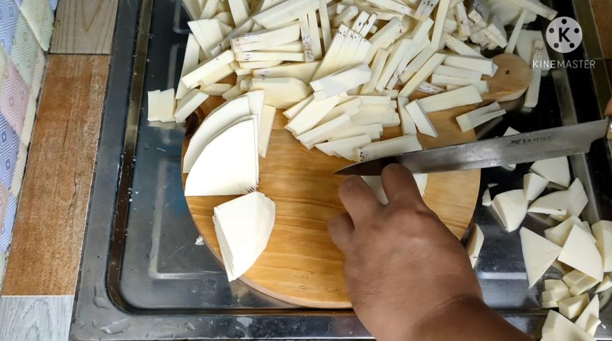 Tanpa bahan tambahan, ini trik bikin stik sukun yang enak dan renyah luar dalam