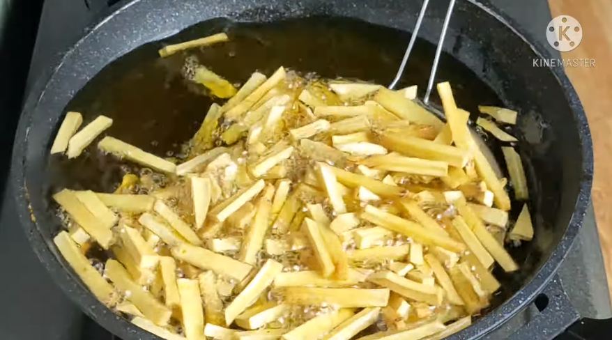 Tanpa bahan tambahan, ini trik bikin stik sukun yang enak dan renyah luar dalam