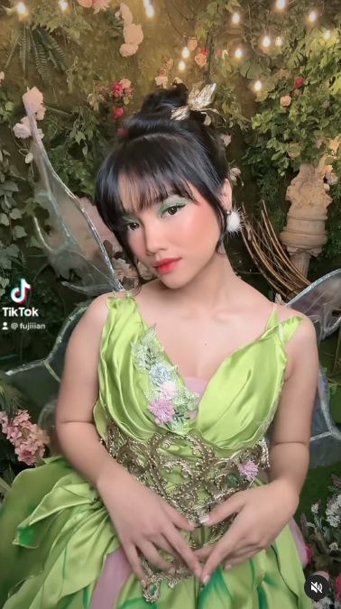 Fuji menjelma jadi Tinkerbell © 2023 brilio.net