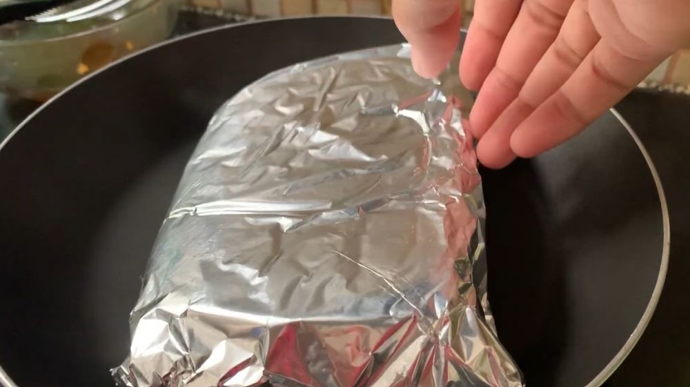 Tanpa microwave, begini trik menghangatkan sisa martabak manis agar tidak gosong