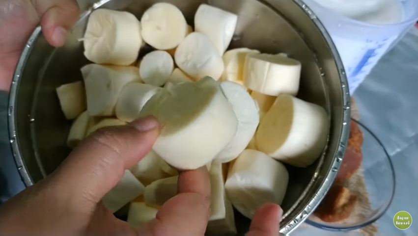 7 Cara praktis bikin kolak singkong yang enak, manis, dan cocok dijadikan takjil buka puasa