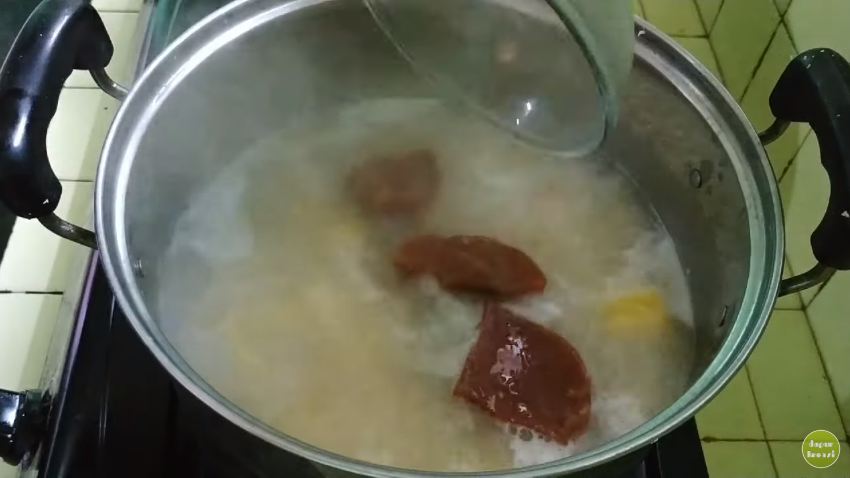 7 Cara praktis bikin kolak singkong yang enak, manis, dan cocok dijadikan takjil buka puasa